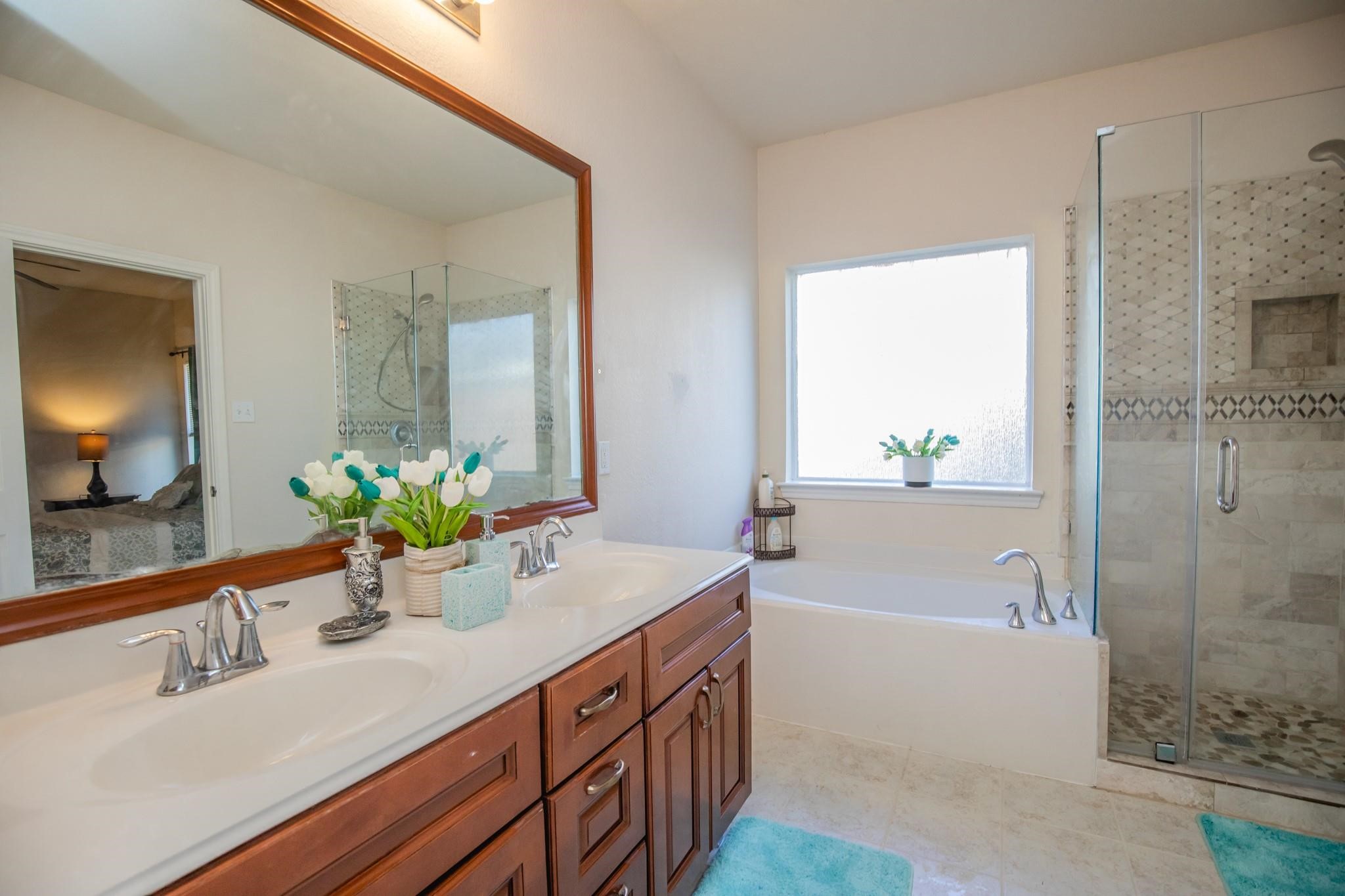 6718 Poplar Bend Lane Dickinson, TX 77539 - Photo 12 of 24