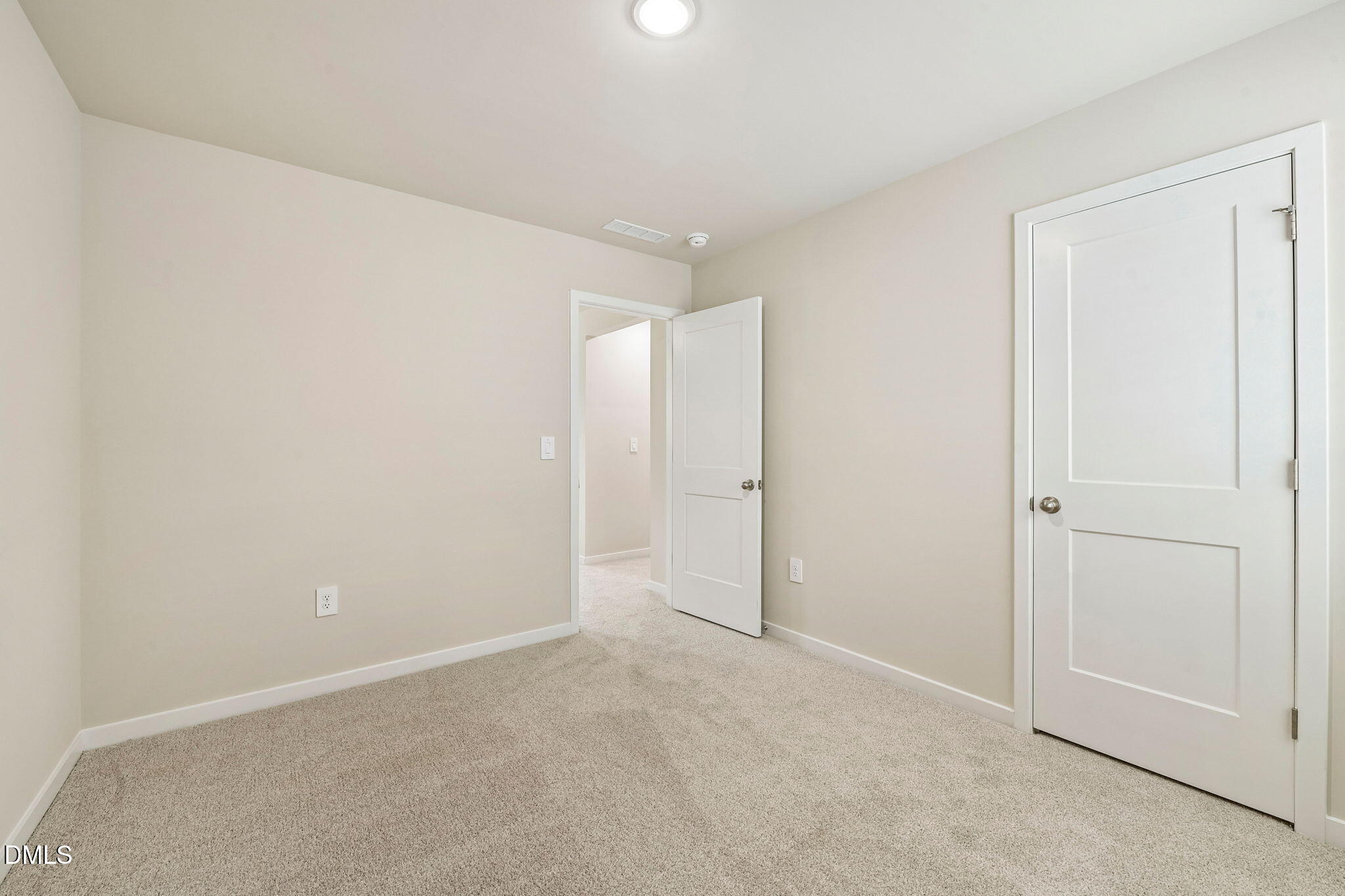 1513 Hatteras Road Durham, NC 27703 - Photo 30 of 43 30-web-or-mls-Raleigh - Avalon Place - 1