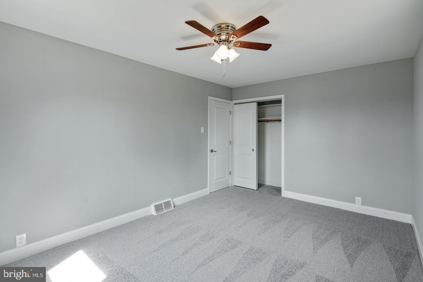 219 Harding Road Southampton, PA 18966 - Photo 12 of 26 Gallery Image 12