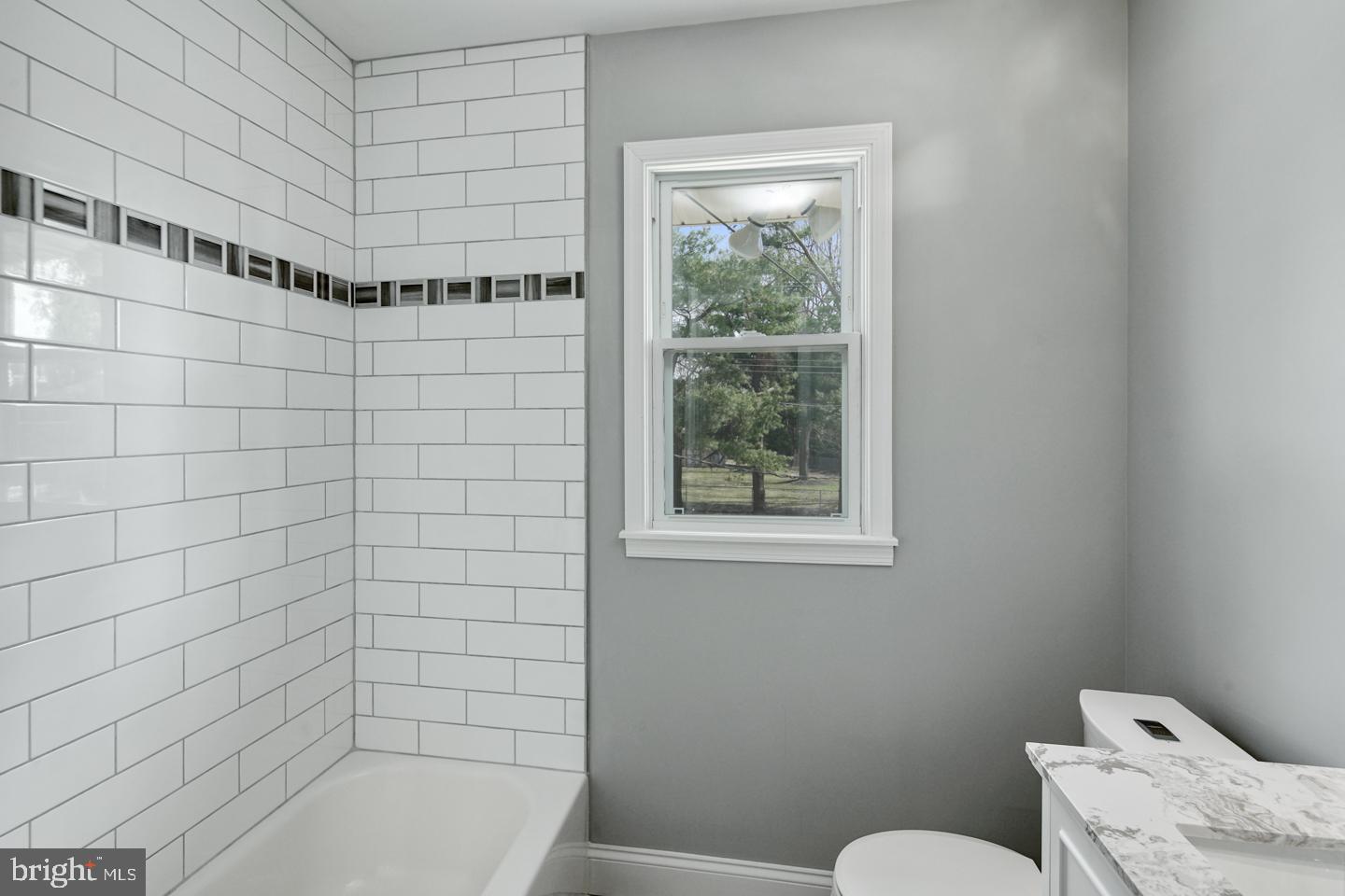 219 Harding Road Southampton, PA 18966 - Photo 17 of 26 Gallery Image 17