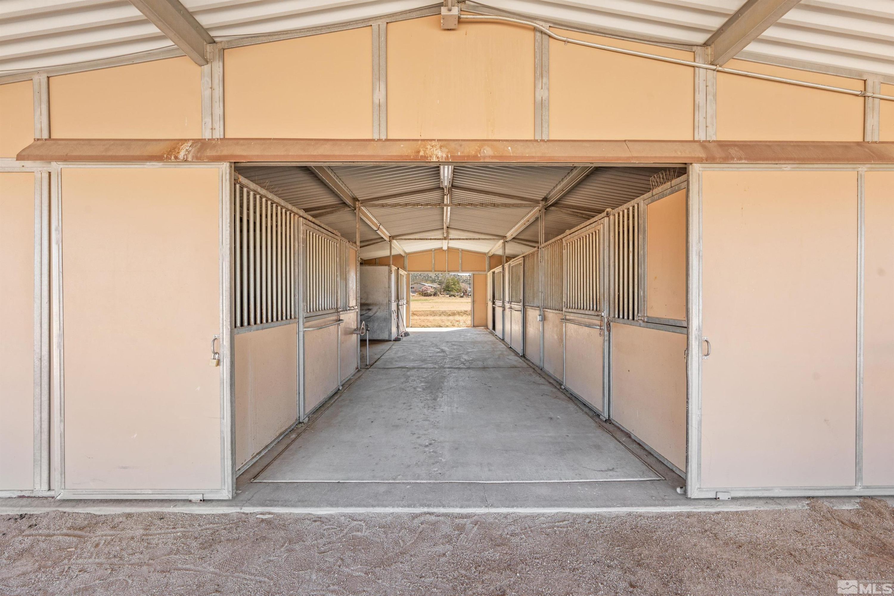 9320 Arrowhead Way Reno, NV 89506 - Photo 32 of 39 a view of a garage