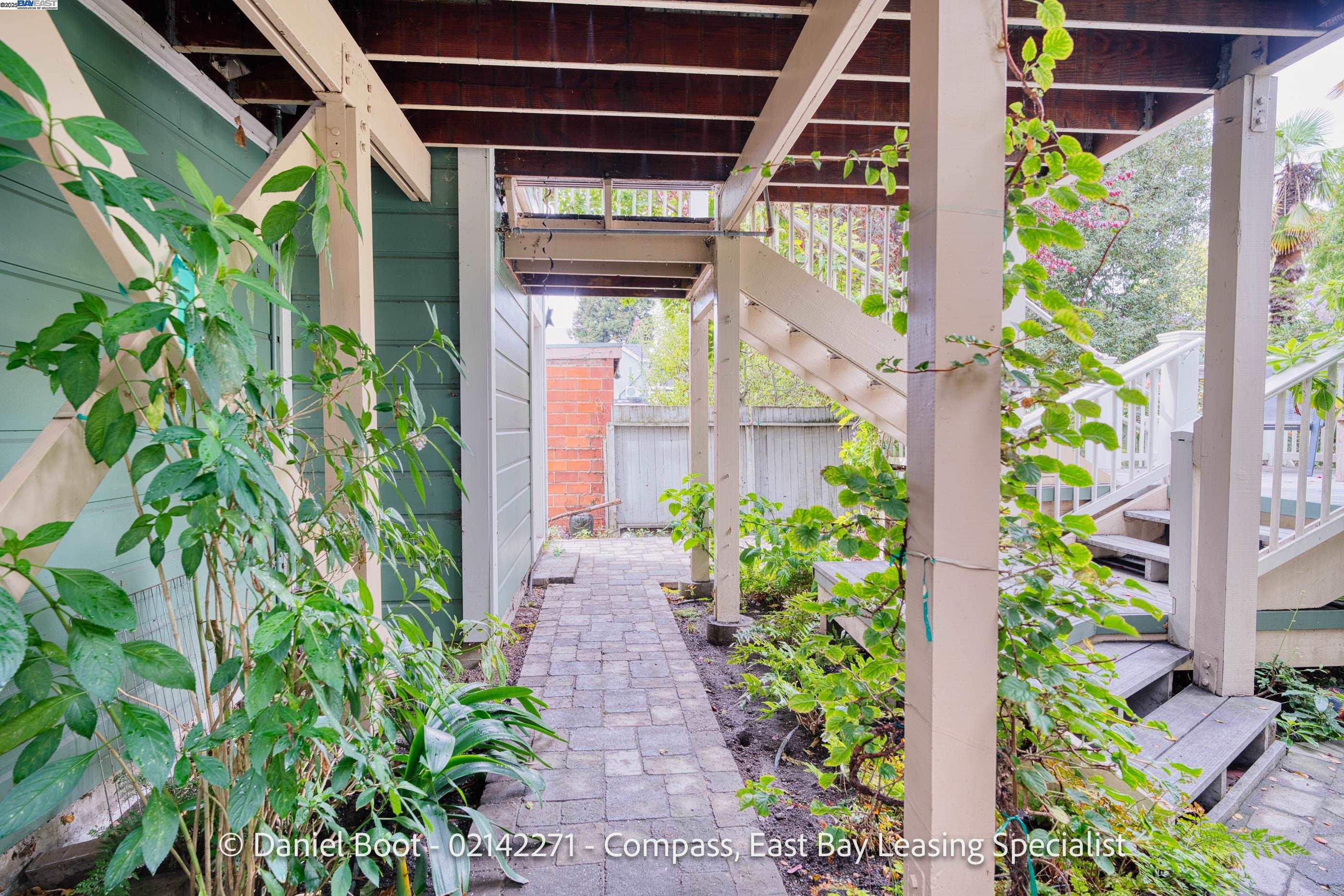 2141 Ward Street Berkeley, CA 94705 - Photo 5 of 41