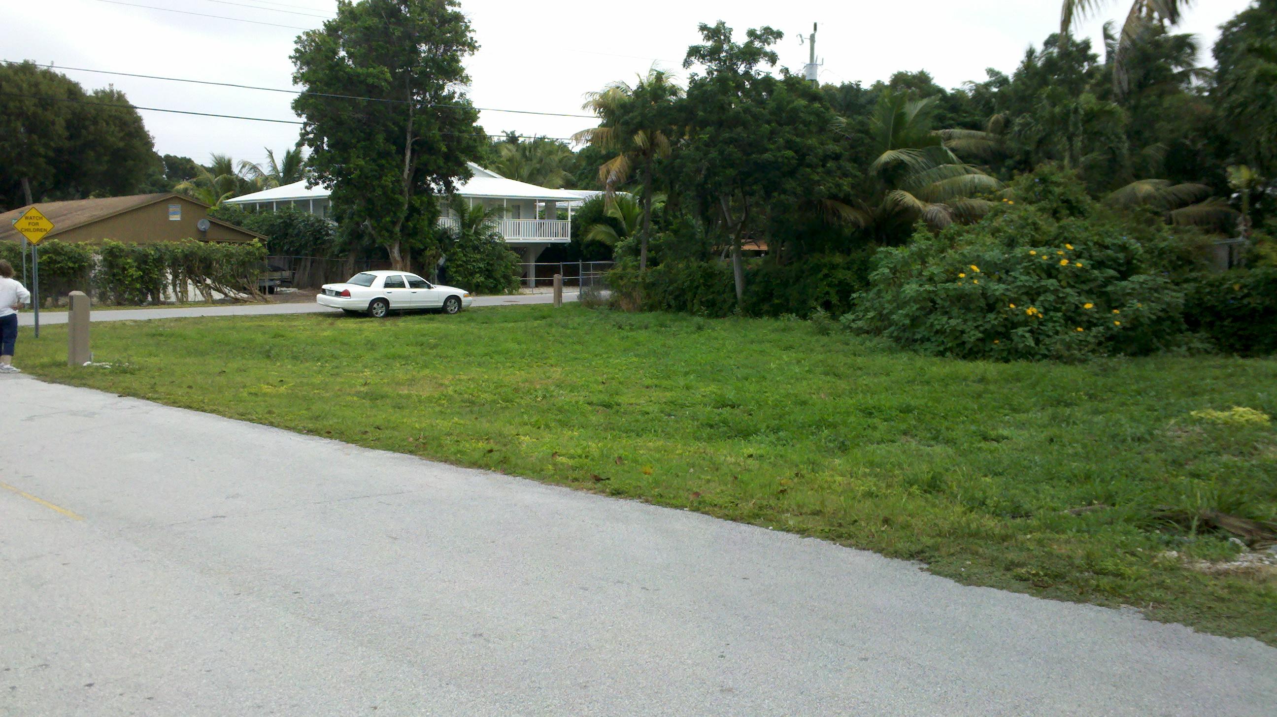 0 Dolphin Road Key Largo, FL 33037 - Photo 17 of 23 Oversize Lot