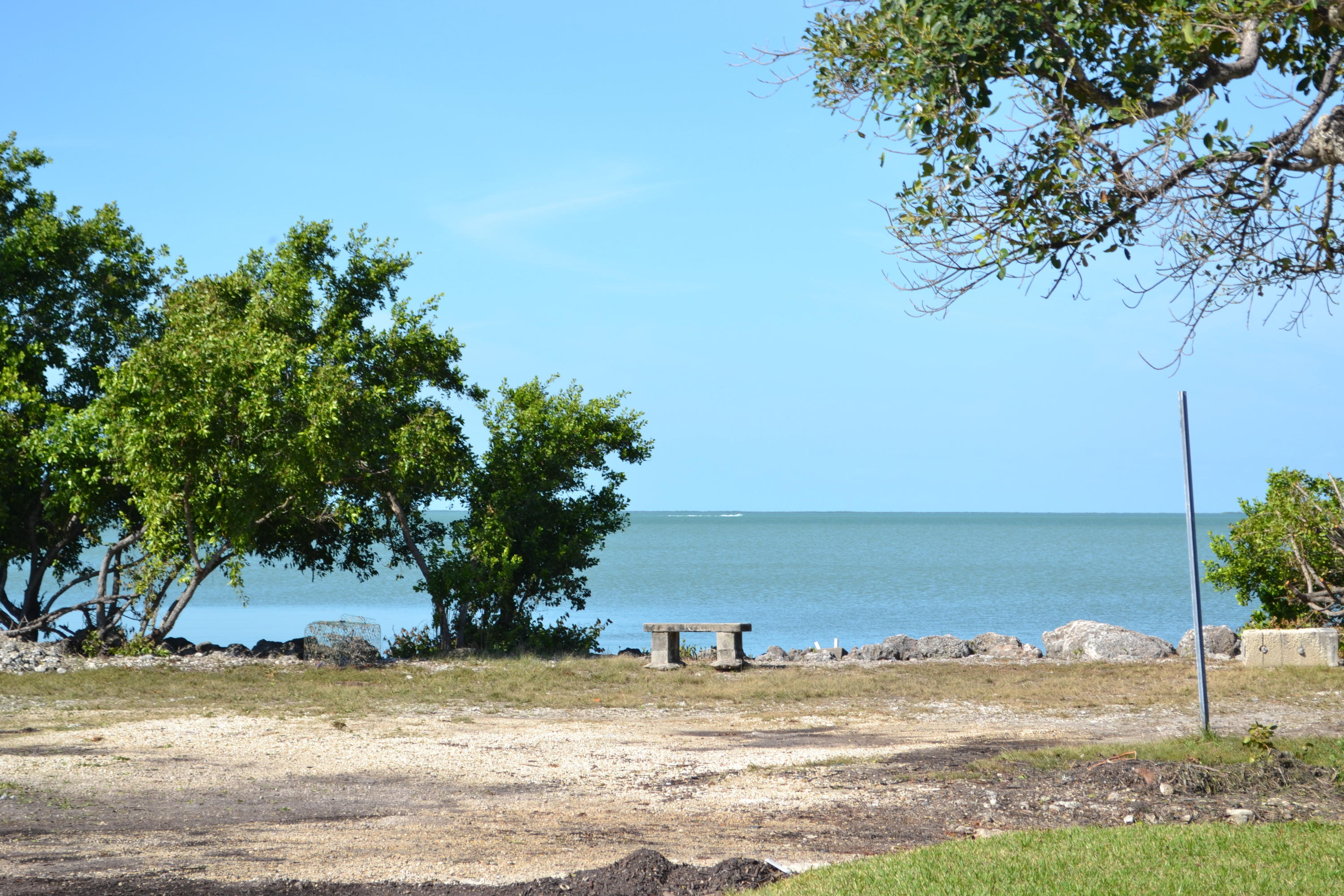 0 Dolphin Road Key Largo, FL 33037 - Photo 8 of 23 Beach Area