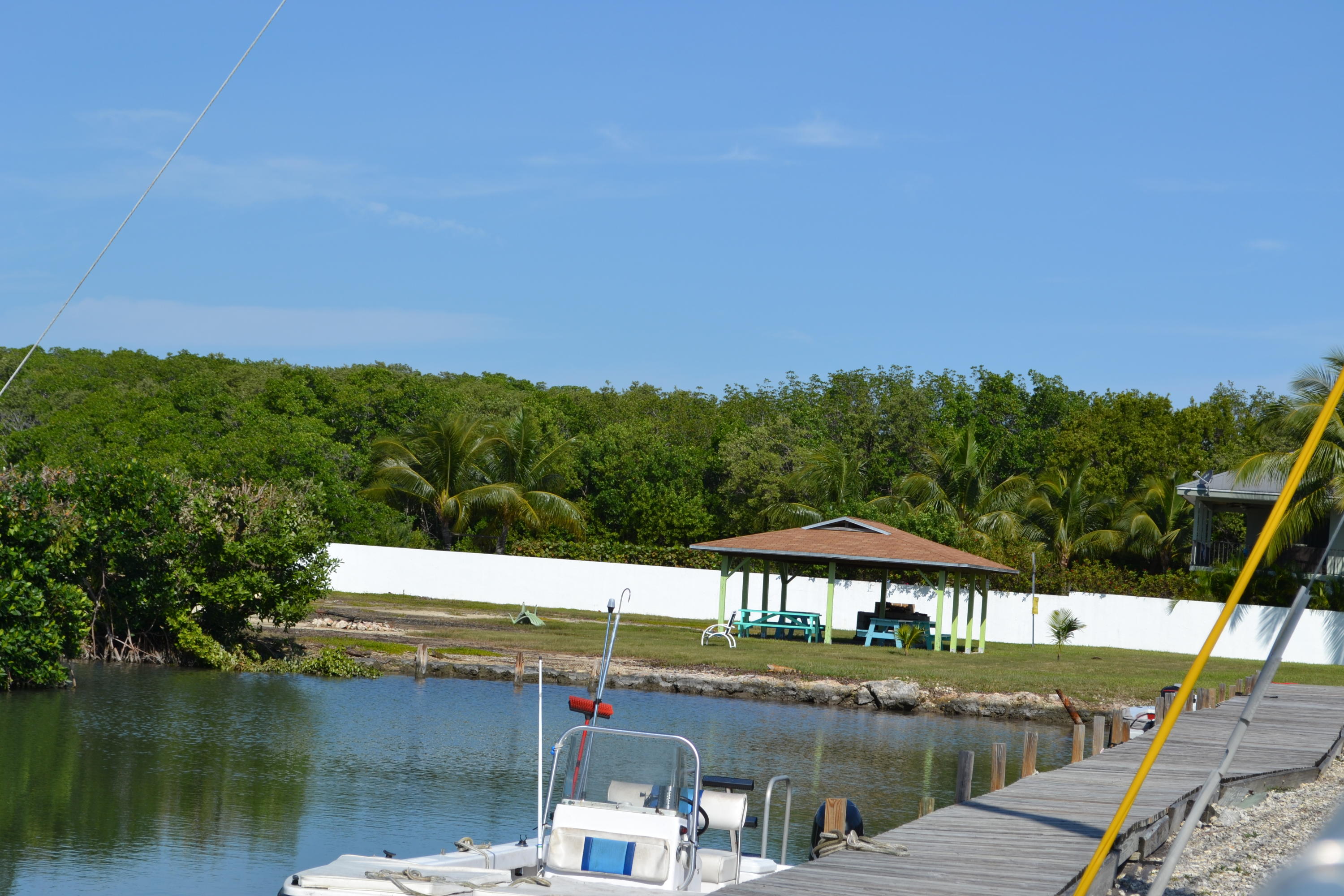 0 Dolphin Road Key Largo, FL 33037 - Photo 9 of 23 Temporary Dockage
