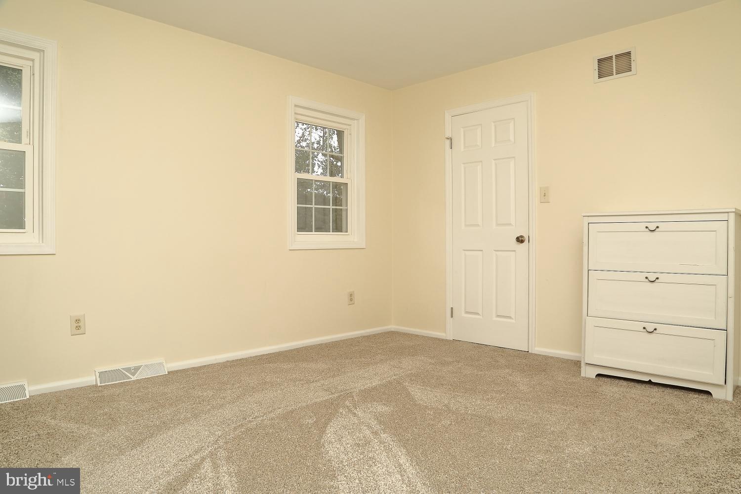 114 Spring Ridge Court Lancaster, PA 17601 - Photo 13 of 20 Bedroom 2