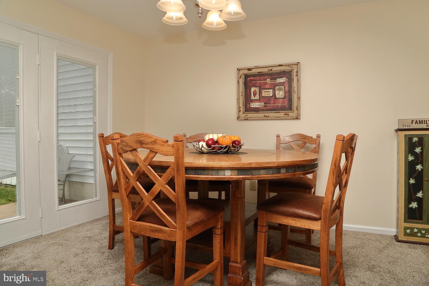 114 Spring Ridge Court Lancaster, PA 17601 - Photo 5 of 20 Dining
