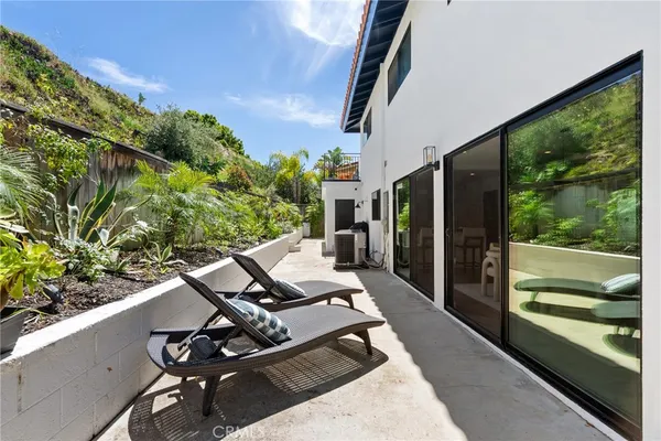 $2,998,000 | 2870 Zell Drive, Laguna Beach, CA 92651