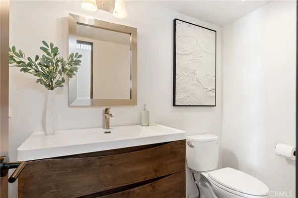 $2,998,000 | 2870 Zell Drive, Laguna Beach, CA 92651