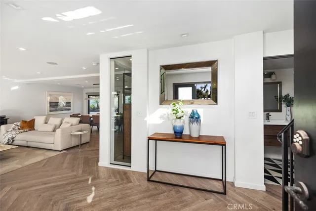 $3,250,000 | 2870 Zell Drive, Laguna Beach, CA 92651