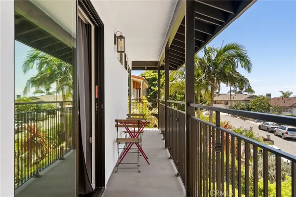 $2,998,000 | 2870 Zell Drive, Laguna Beach, CA 92651