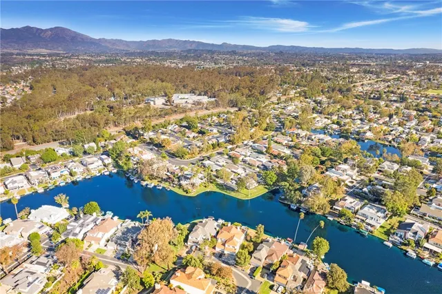$1,740,000 | 22631 Spring Lake Lane, Lake Forest, CA 92630