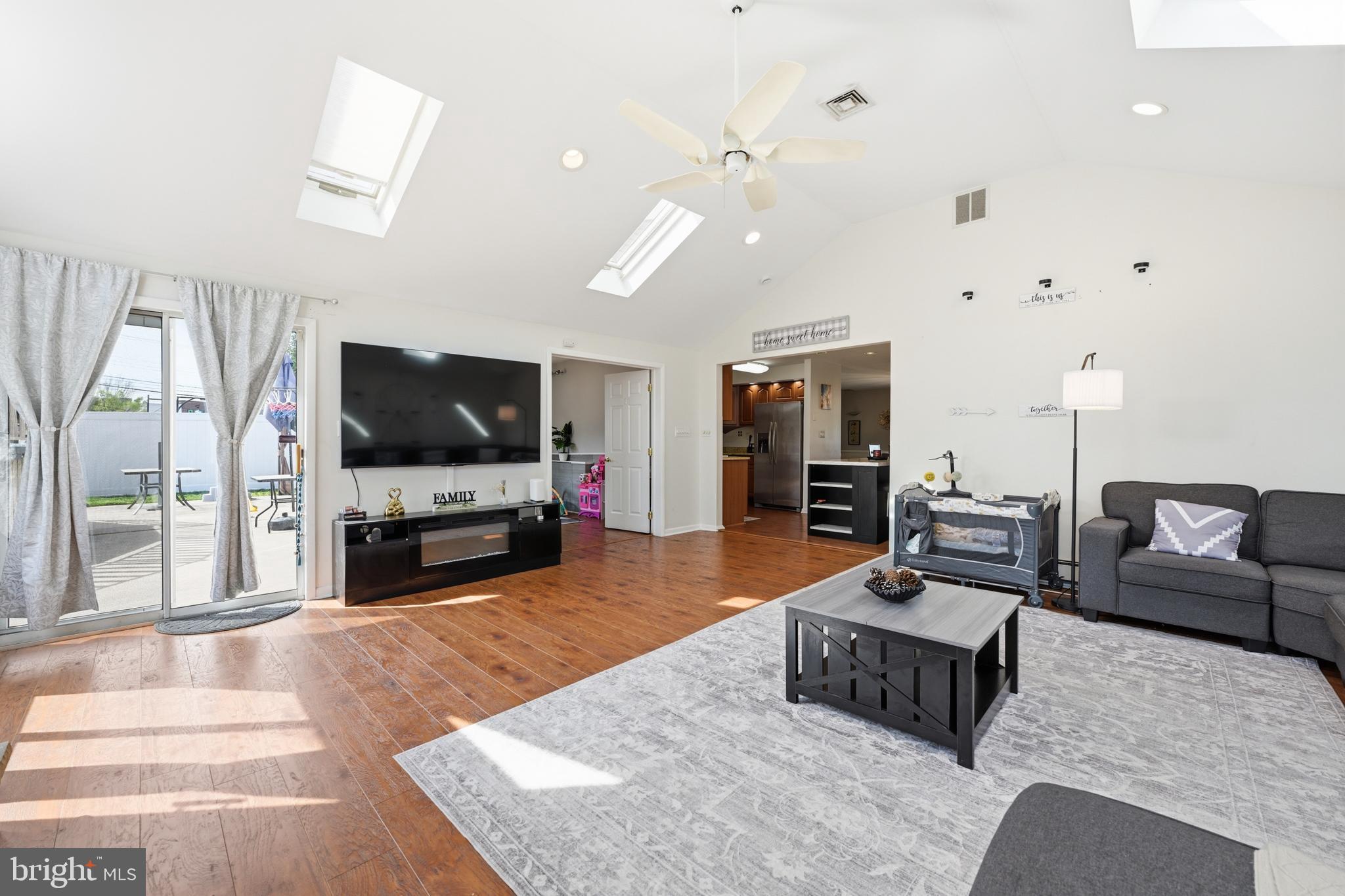 80 Quarry Road Levittown, PA 19057 - Photo 11 of 26