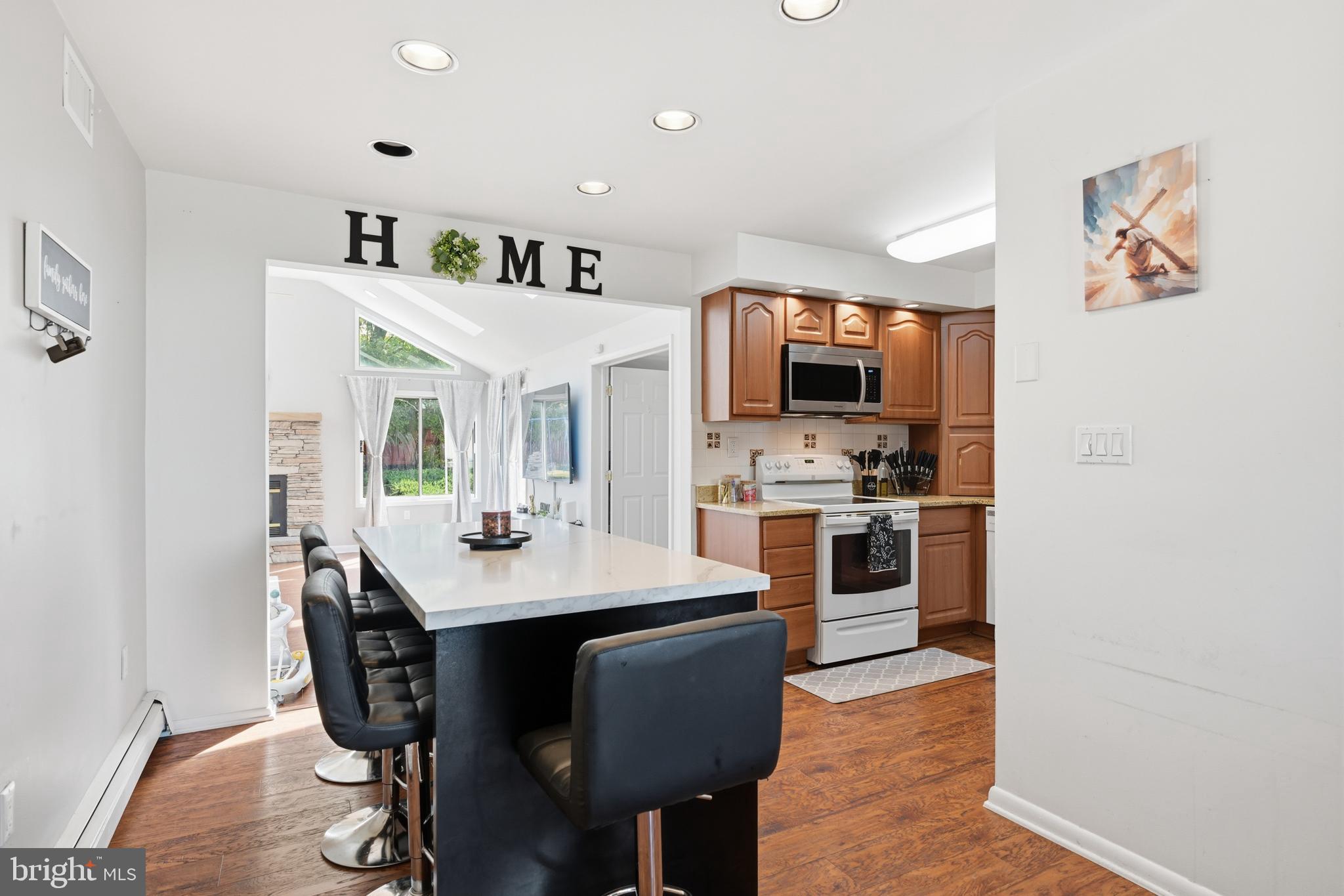 80 Quarry Road Levittown, PA 19057 - Photo 5 of 26