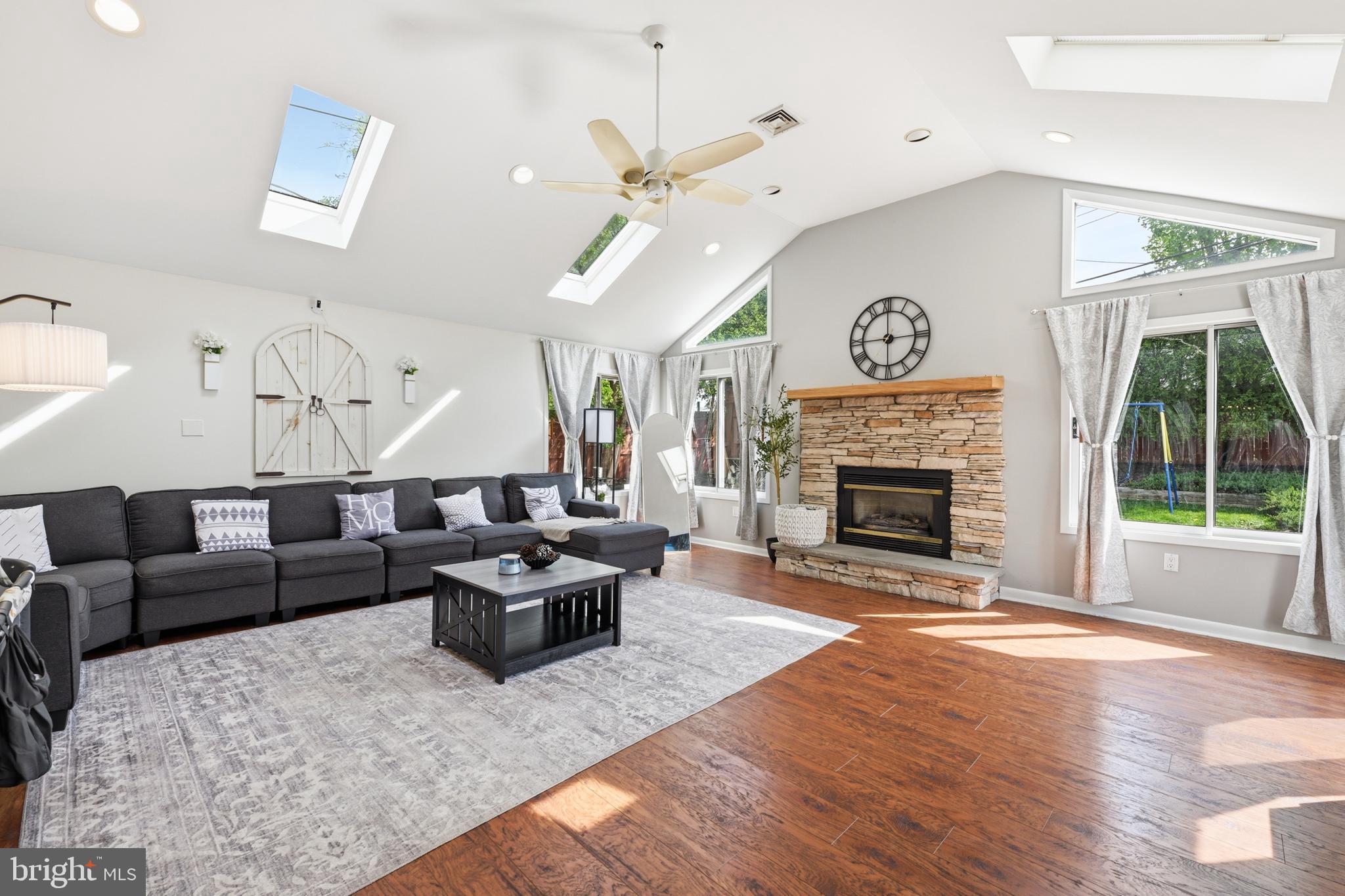 80 Quarry Road Levittown, PA 19057 - Photo 9 of 26