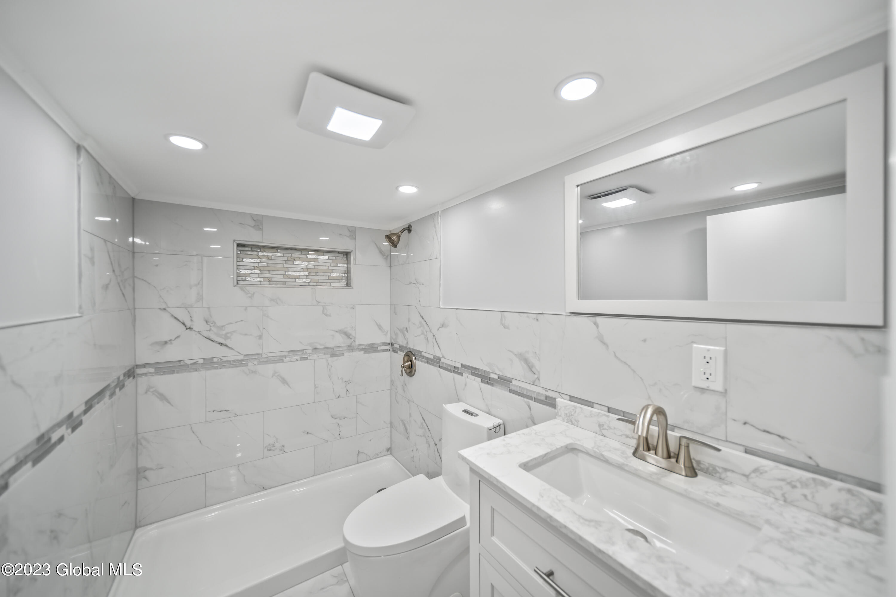 1542 Rutgers Street Schenectady, NY 12303 - Photo 23 of 32 DSC01980