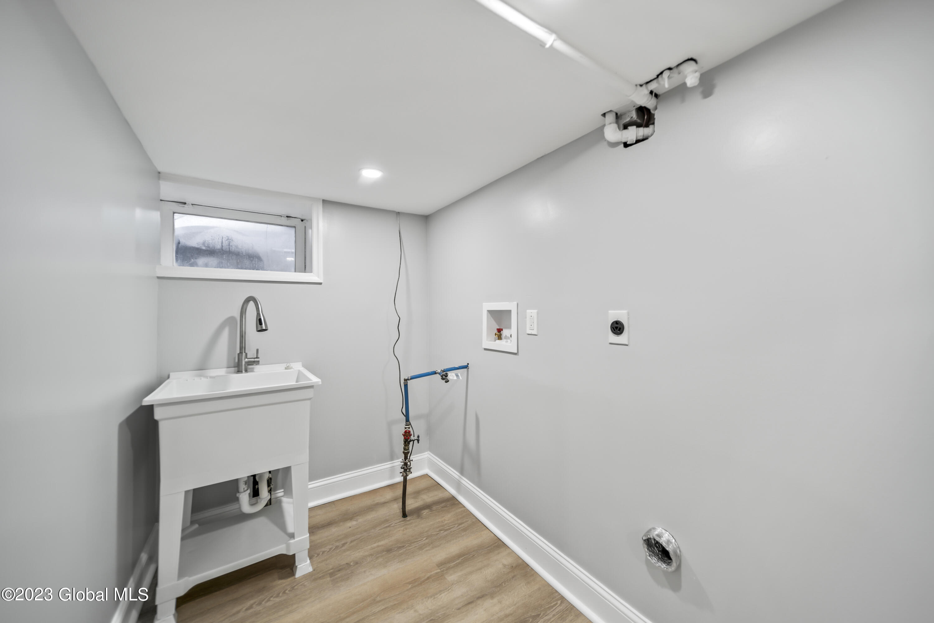 1542 Rutgers Street Schenectady, NY 12303 - Photo 24 of 32 DSC01974