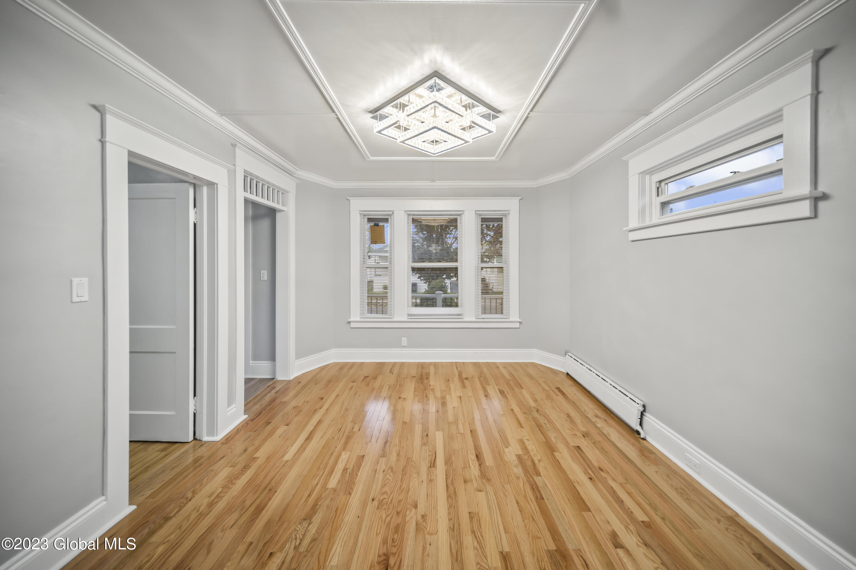 1542 Rutgers Street Schenectady, NY 12303 - Photo 9 of 32 DSC01902