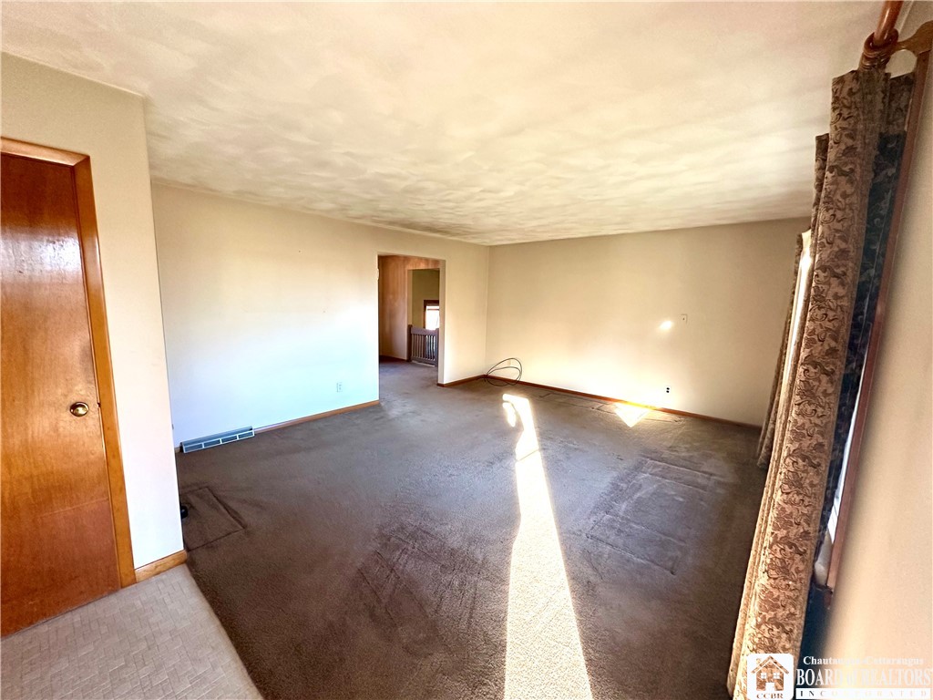 2246 Johnson Road Olean, NY 14760 - Photo 8 of 43 Living Room