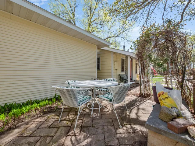 $789,900 | 1007 Van Dyke Road Northwest, Alexandria, MN 56308