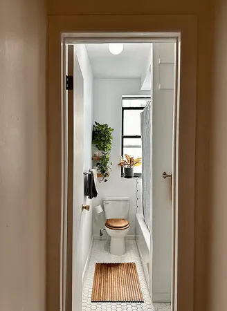 $495,000 | 16 Magaw Place, Unit 44C | Hudson Heights