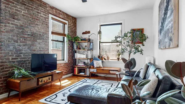 $495,000 | 16 Magaw Place, Unit 44C | Hudson Heights