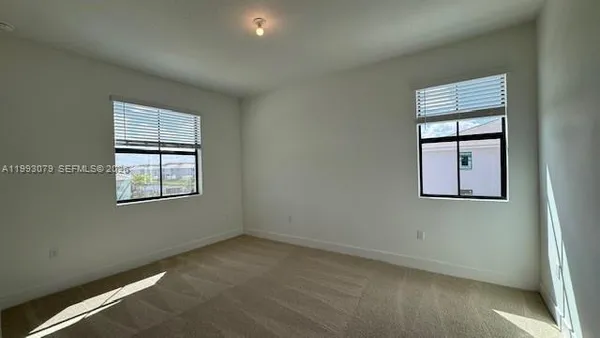 $4,200 | Davie, Davie, FL 33314