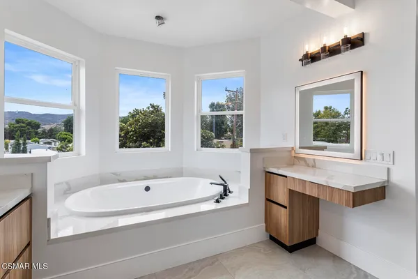 $9,500 | 295 Toyon Court, Thousand Oaks, CA 91362