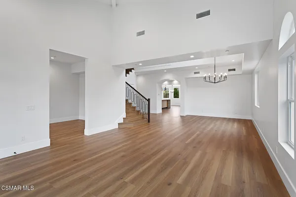 $9,500 | 295 Toyon Court, Thousand Oaks, CA 91362