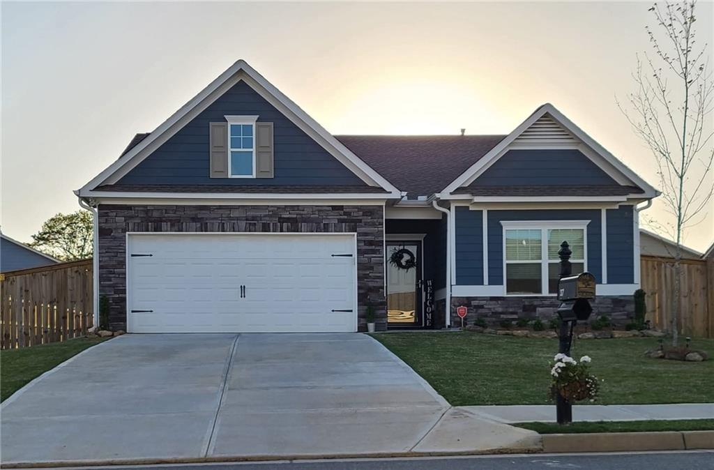37 Summer Place Northwest Cartersville, GA 30121 - Photo 36 of 36 front view of a house with a yard