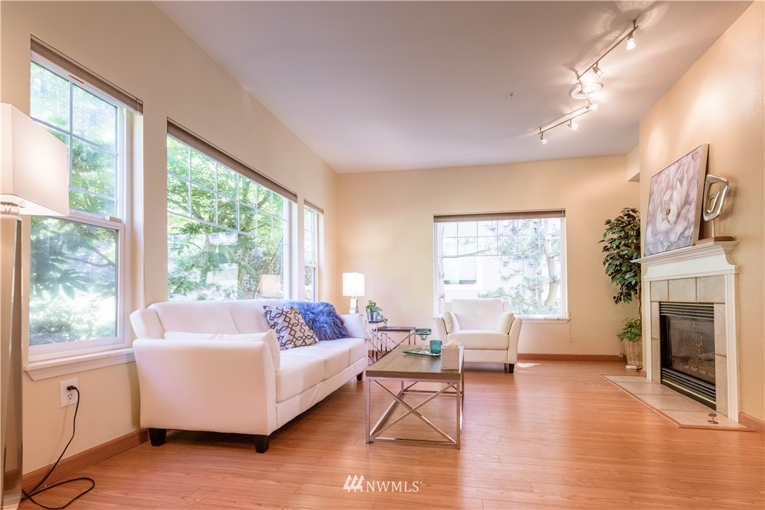 4628 Morris Avenue South Renton, WA 98055 - Photo 6 of 16 Gallery Image 6