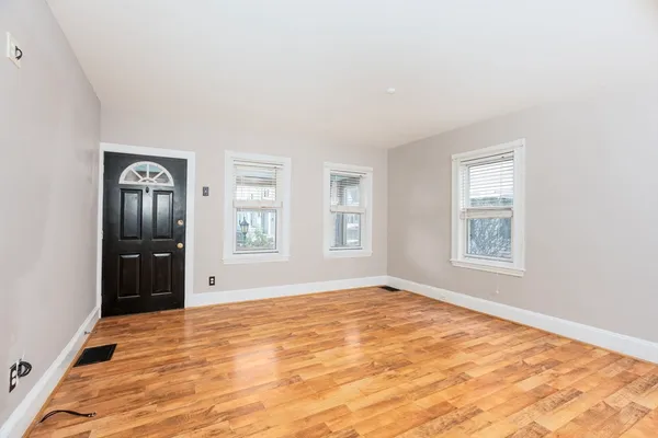 $3,000 | 86 Glover Avenue, Unit 86, Quincy, MA 02171