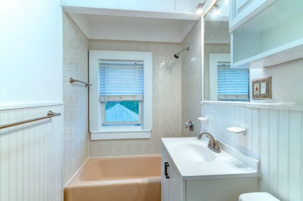 $3,000 | 86 Glover Avenue, Unit 86, Quincy, MA 02171