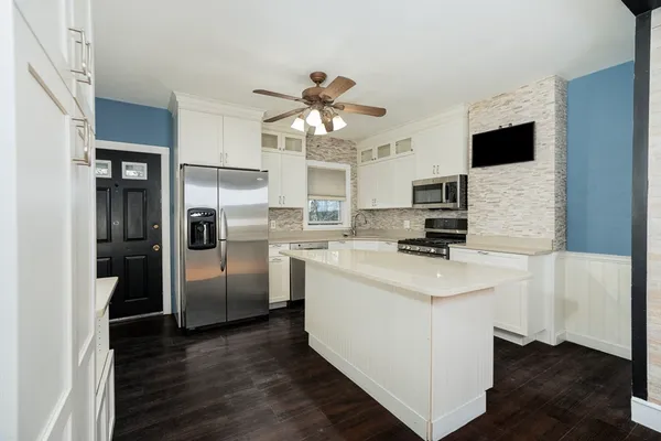 $3,000 | 86 Glover Avenue, Unit 86, Quincy, MA 02171