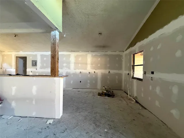 $340,000 | 719 County Road 3880, Cleveland, TX 77328