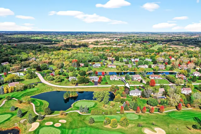 $575,000 | 2215 Crystal Circle, Crystal Lake, IL 60012