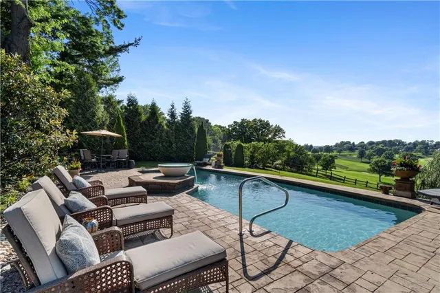 $1,950,000 | 1789 Hastings Mill Road, Pittsburgh, PA 15241