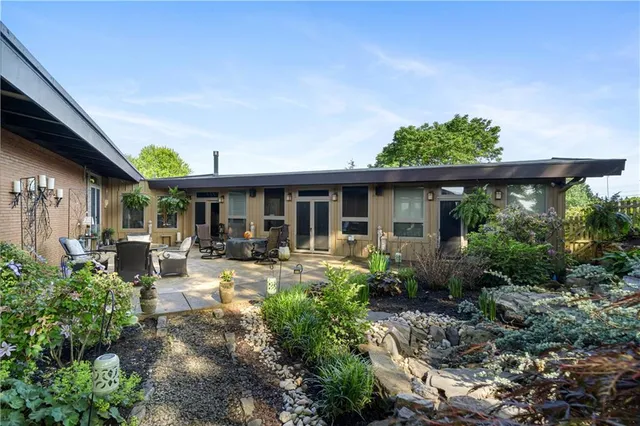 $1,950,000 | 1789 Hastings Mill Road, Pittsburgh, PA 15241