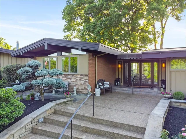 $1,950,000 | 1789 Hastings Mill Road, Pittsburgh, PA 15241