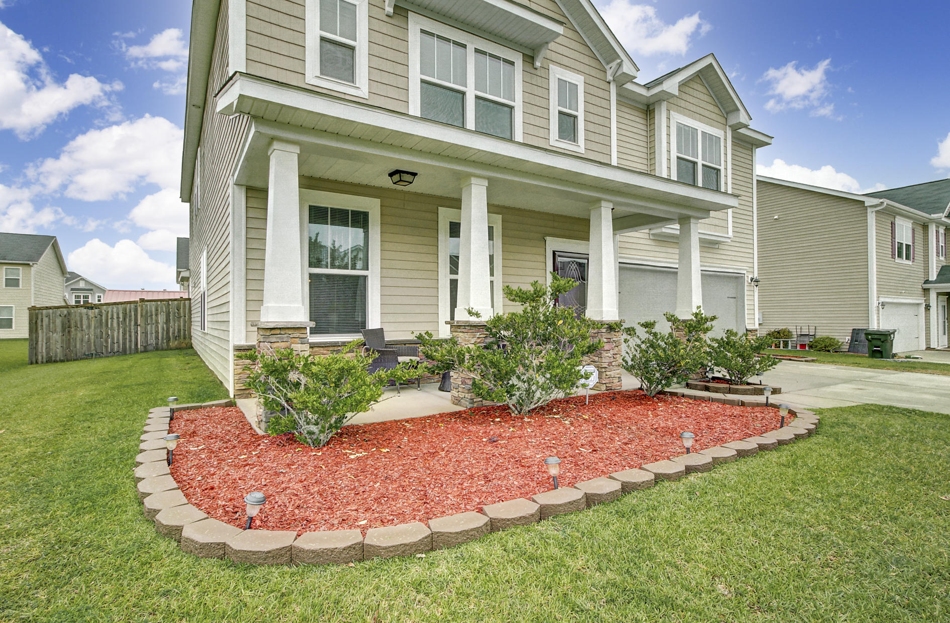 407 Forest Hills Road Summerville, SC 29486 - Photo 2 of 30 24BEF401-0A9E-475F-9B25-E49BD709A42B