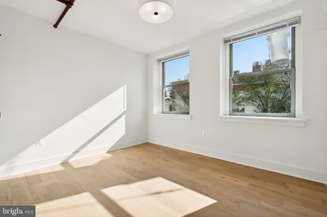 $4,200 | 901 King Street, Unit 203, Alexandria, VA 22314