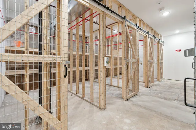 $4,200 | 901 King Street, Unit 203, Alexandria, VA 22314