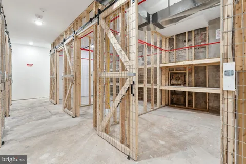 $4,200 | 901 King Street, Unit 203, Alexandria, VA 22314