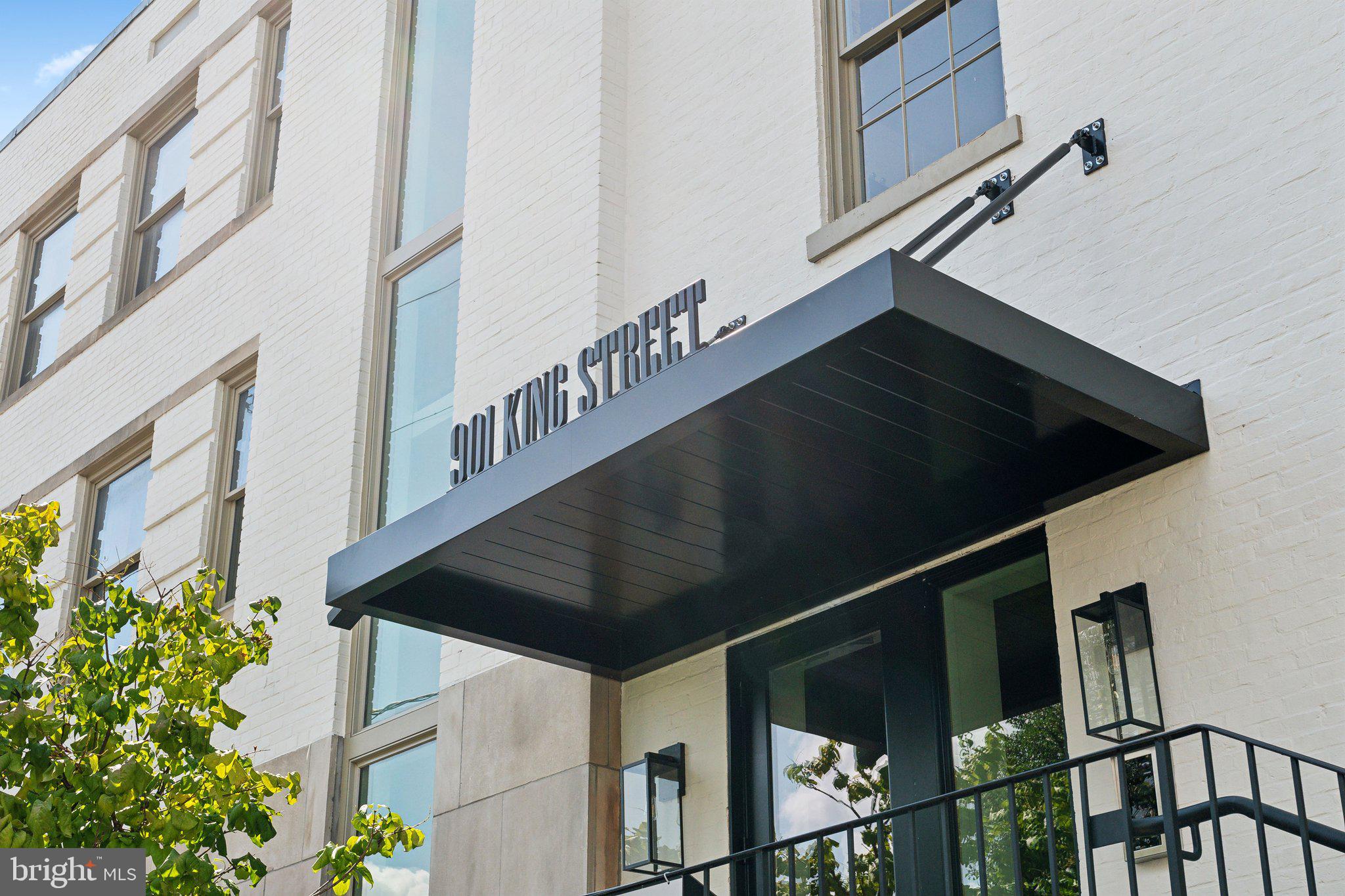 901 King Street, Unit 203 Alexandria, VA 22314 - Photo 36 of 52 a view of balcony