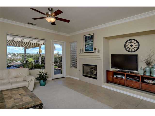 1246 Firecrest Way Fallbrook, CA 92028 - Photo 10 of 21 Gallery Image 10