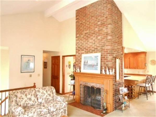 15 Strathmore Road Haverhill, MA 01832 - Photo 3 of 17 Gallery Image 3