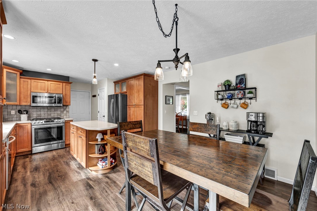 7822 Bellflower Road Mentor, OH 44060 - Photo 7 of 37 Gallery Image 7