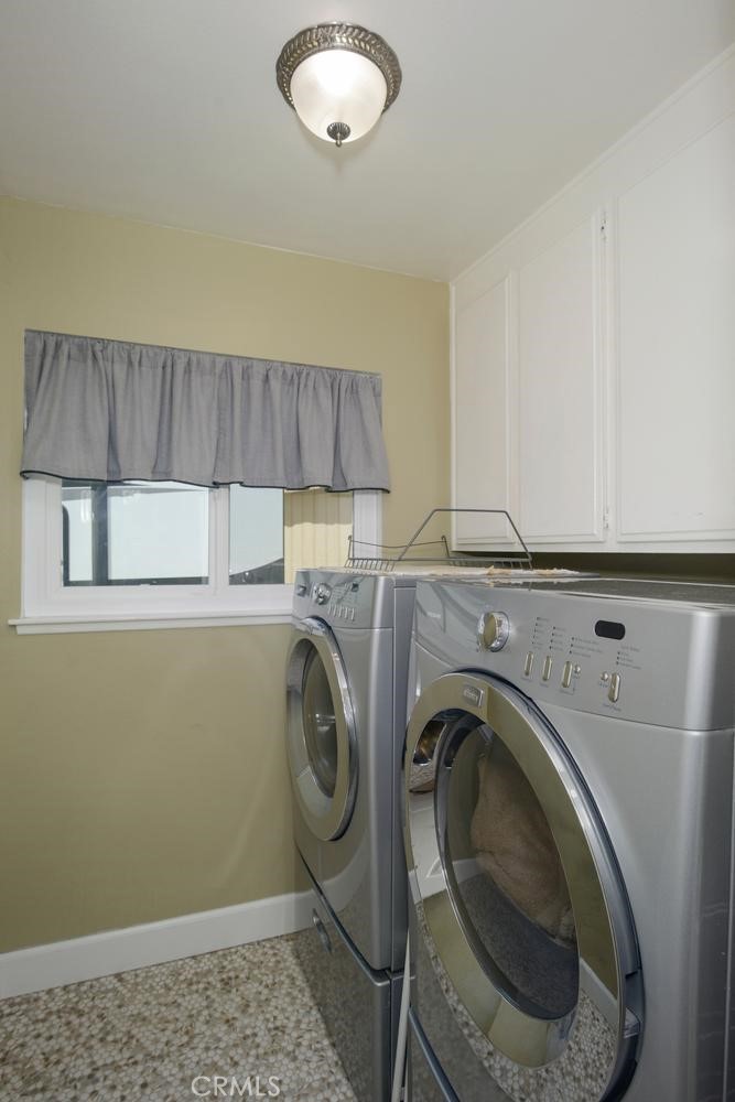 10424 Cartilla Court Rancho Cucamonga, CA 91737 - Photo 12 of 36 a utility room with dryer and washer