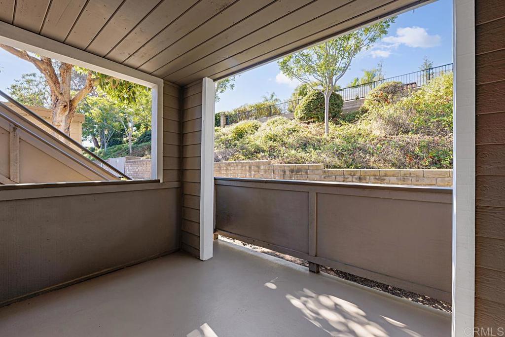 1095 Shadowridge Drive, Unit 131 Vista, CA 92081 - Photo 9 of 33