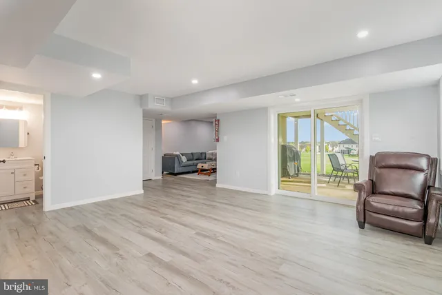 $530,000 | 584 Smoke House Drive, Mechanicsburg, PA 17055